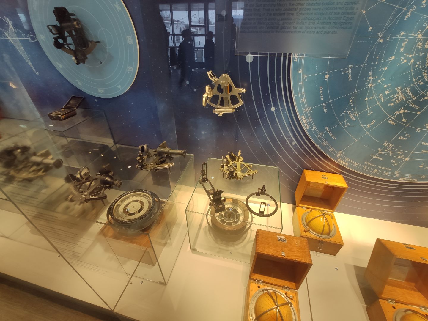 Павильон «Глубина»: стальные ныряльщики и призраки бездны